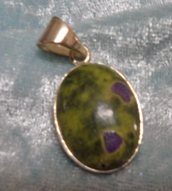 925 Sterling Silver Stitchtie & Serpentine (Alantasite)  Pendant